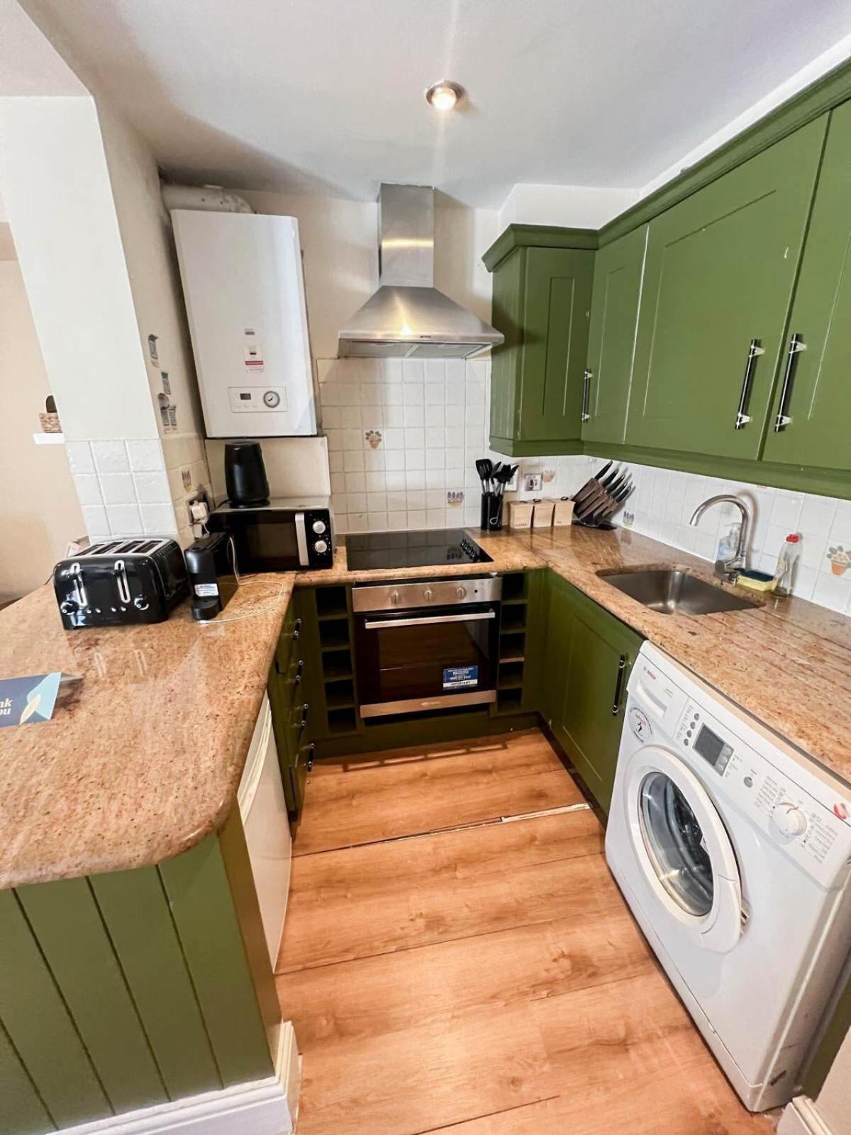 Lovely 1 Bedroom Flat In West Kensington London, Shepherd's Bush Apartament *