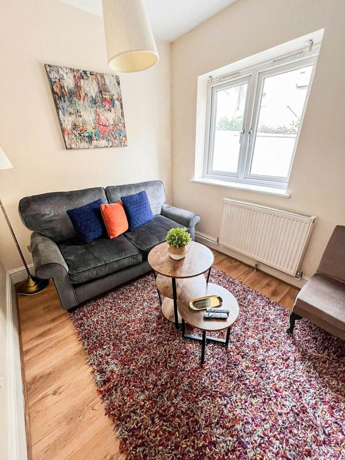 Apartament Lovely 1 Bedroom Flat In West Kensington London, Shepherd's Bush Londra